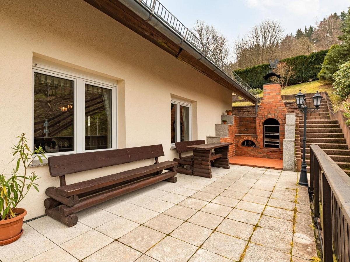 Majestic Holiday Home With Jacuzzi Unterschonau Экстерьер фото